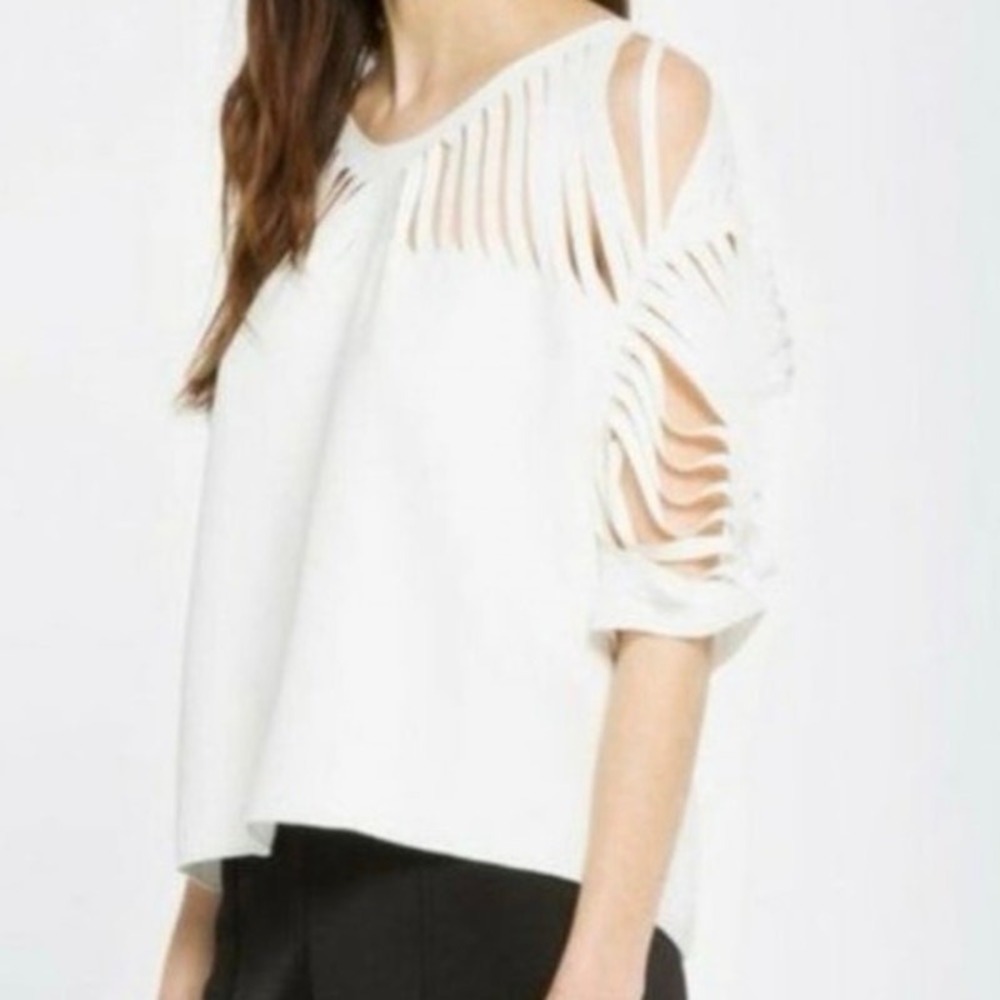Sandro Paris Elane Laser Cut White 
V-Neck Three-Quarter Sleeve Crop Top sz XS/S